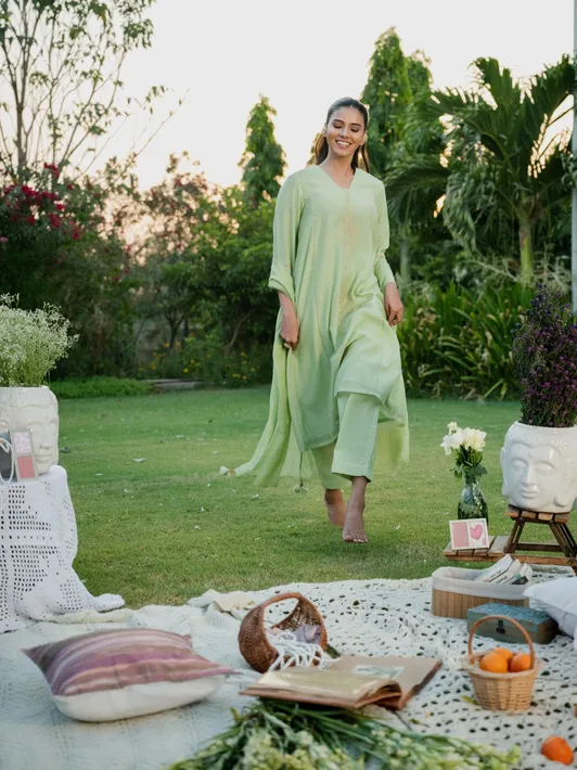 Svam Green Kurta Set with Dupatta