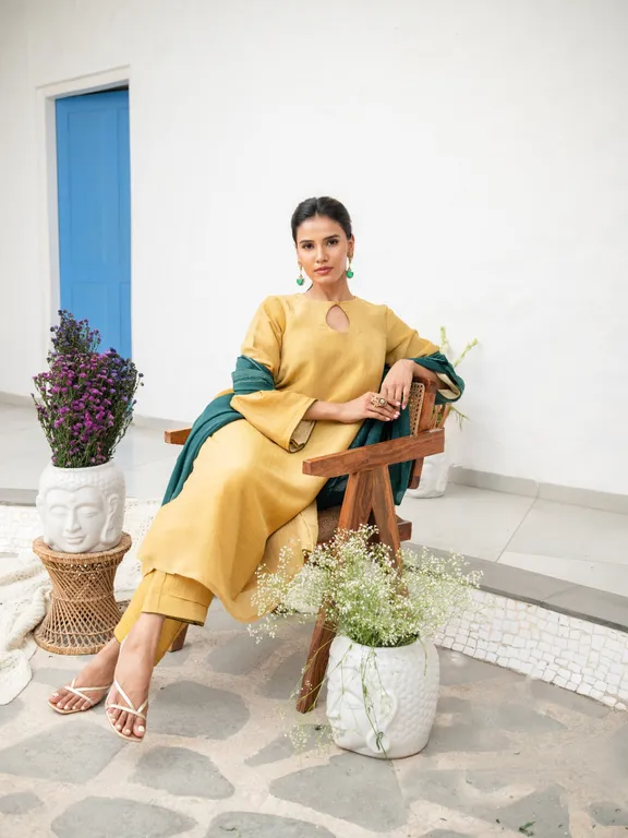 Meher Mustard Kurta Set With Dupatta