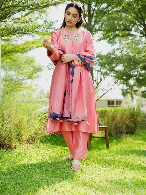 Rangrez pink Chanderi kurta set with Dupatta